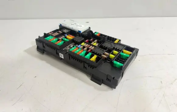 BMW i4 Fuse module 5A4CFB9