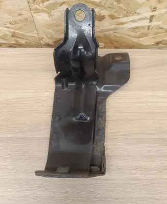 Volvo V60 Bottom radiator support slam panel 2950