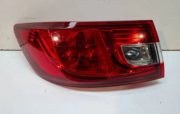 Renault Clio IV Rear/tail lights S27639489 265553752R