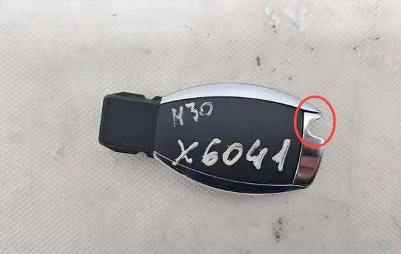 Mercedes-Benz C W205 Ignition key/card 