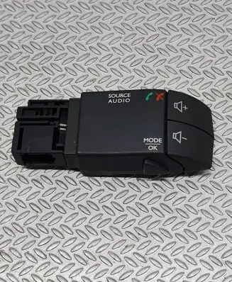 Renault Clio IV Multifunctional control switch/knob 255522448R 344422023GB