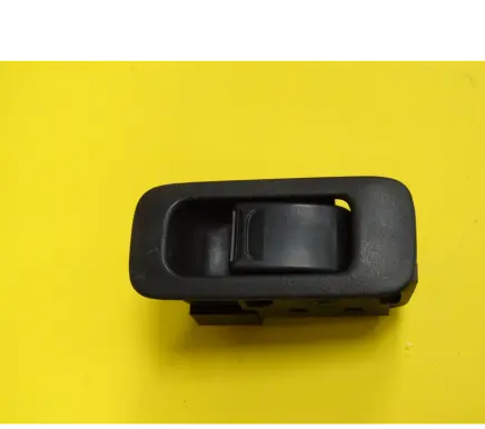 Suzuki Liana Electric window control switch 3799575F0