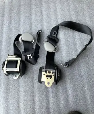 Volkswagen Caddy Rear seatbelt 2K5857447 2K5857448