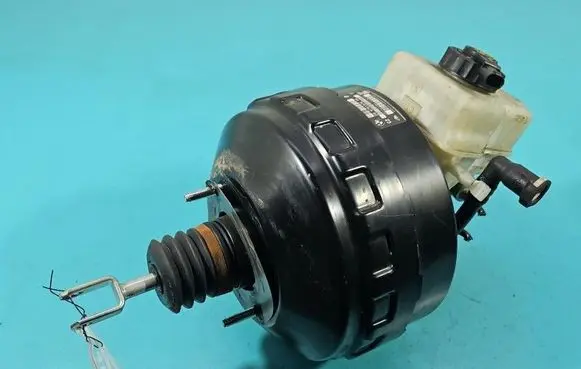 BMW 1 E81 E87 Brake booster 29675197604 IMPRK1555286