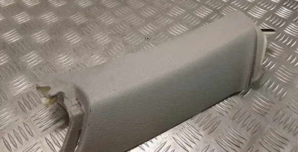 (C) pillar trim