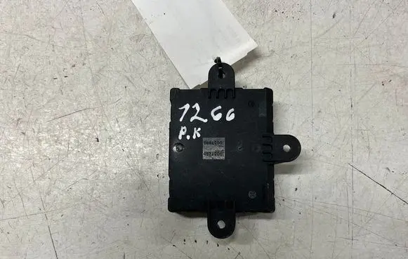 KIA Magentis Door control unit/module 1002127500 10057889 10057280