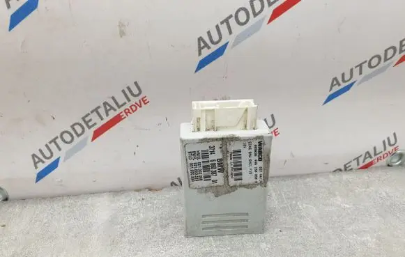 BMW X5 F15 Air suspension control unit module (rear) 6860387 37146860387