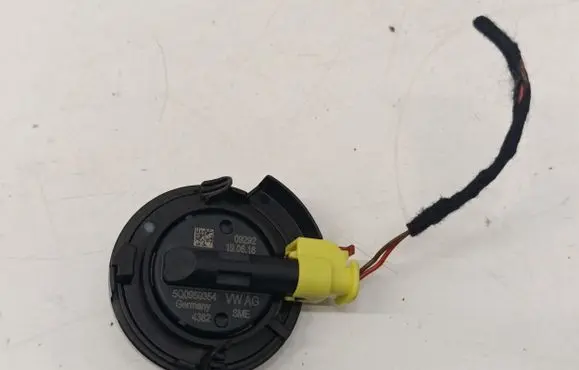 Volkswagen Golf VII Airbag deployment crash/impact sensor 5Q0959354