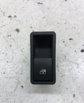 Opel Zafira B Electric window control switch 13228711