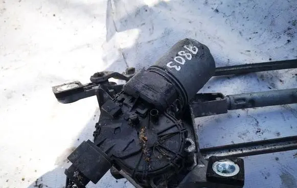 Ford Mondeo MK IV Wiper motor 7s7118508aa