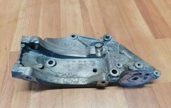Peugeot 407 Generator/alternator bracket 9650034280 5706J5