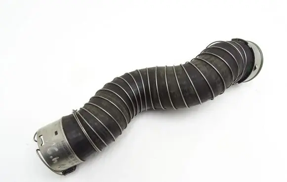 BMW X1 E84 Intercooler hose/pipe 15500775937