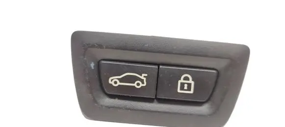 BMW X5 F15 Tailgate/boot open switch button 9275121