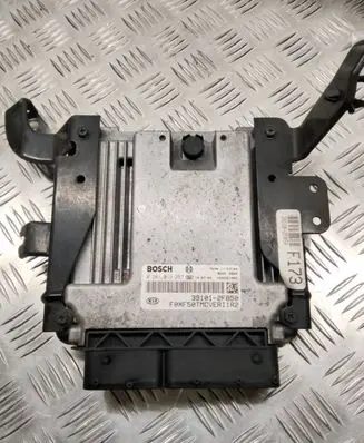 KIA Sorento Engine control unit/module 0281019257 391012F850