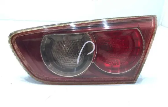 Mitsubishi Lancer VIII Rear/tail lights P5614R
