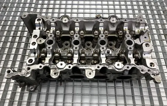 Mercedes-Benz CLA C117 X117 W117 Engine head R2700160400