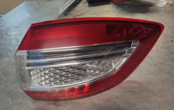 Ford Mondeo MK IV Rear/tail lights BS7113404B