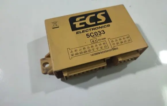 Mitsubishi Outlander Tow bar relay 5C033V070605