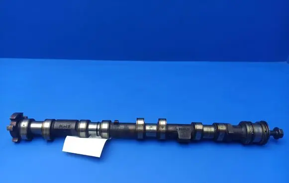 BMW 7 E65 E66 Camshaft 7504149