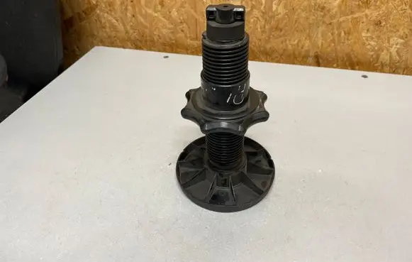 Audi A1 Spare wheel bolt 