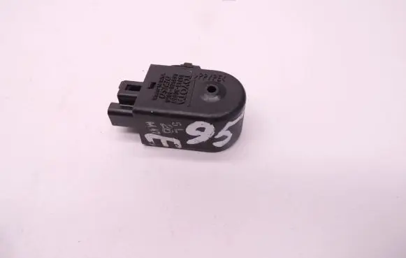 Lexus IS 220D-250-350 Sensor 8934330010 0689004050 D95