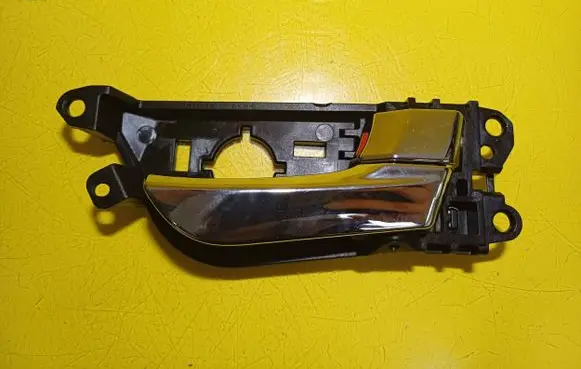 Front door interior handle