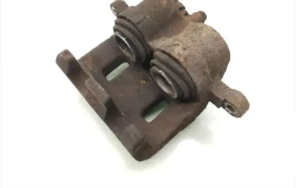 KIA Sorento Front brake caliper
