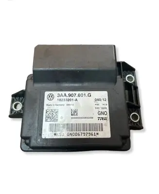 Volkswagen PASSAT B7 Hand brake control module 3AA907801G
