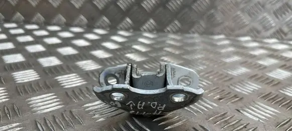 Toyota RAV 4 (XA40) Front door lower hinge