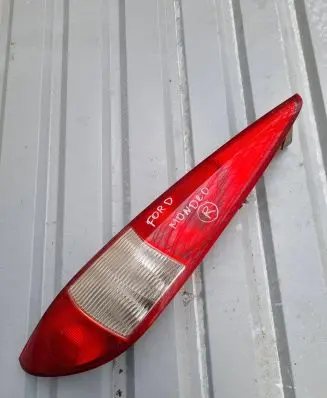 Ford Mondeo Mk III Rear/tail lights 1S7113404C 09747