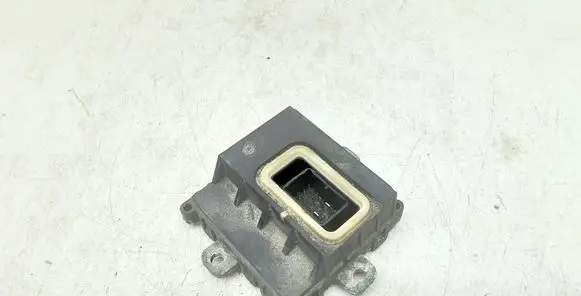 Volvo V70 Xenon control unit/module 6336192099 532294853 6812346
