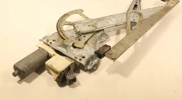 Toyota Avensis T250 Front window lifting mechanism without motor 0130822034