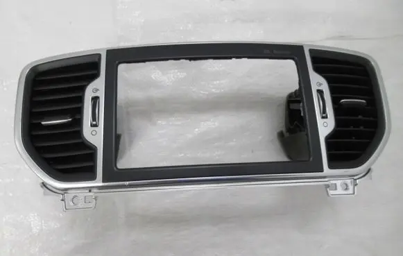 KIA Sportage Radio/GPS head unit trim 84740F14200