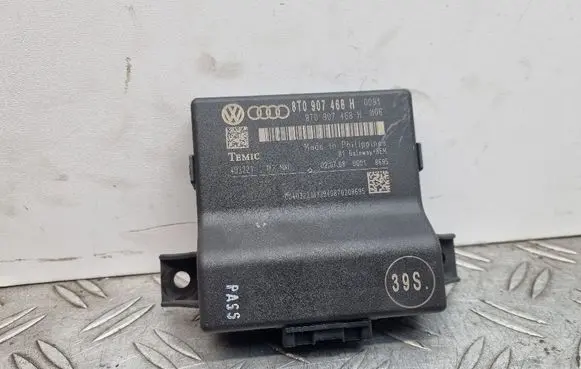 Audi A4 S4 B8 8K Gateway control module 8T0907468H