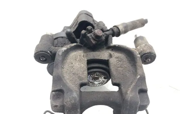 Volkswagen Golf VII Rear brake caliper
