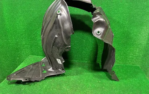 Mazda 3 III Front arch B45A-56-130H