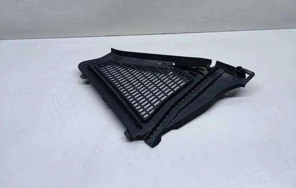 BMW X3 F25 Wiper trim 9184005 64319184005