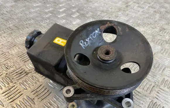 SsangYong Rexton I Power steering pump NS5540647