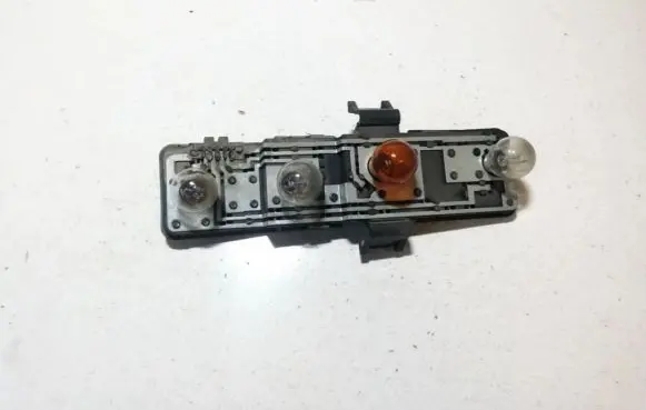 Citroen Xsara Picasso Tail light bulb cover holder