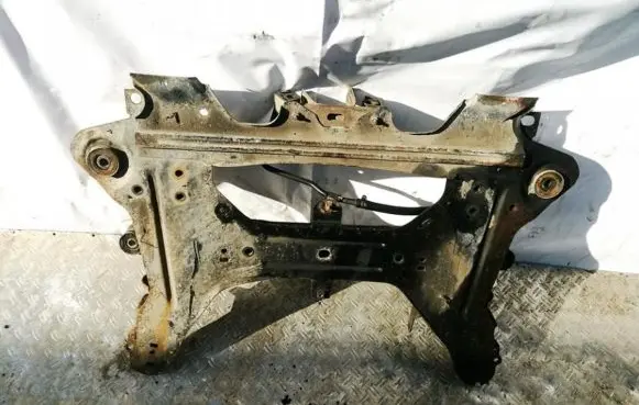 Peugeot 406 Front subframe