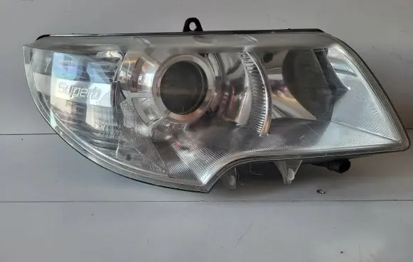 Skoda Superb B6 (3T) Headlight/headlamp 3T2941016C