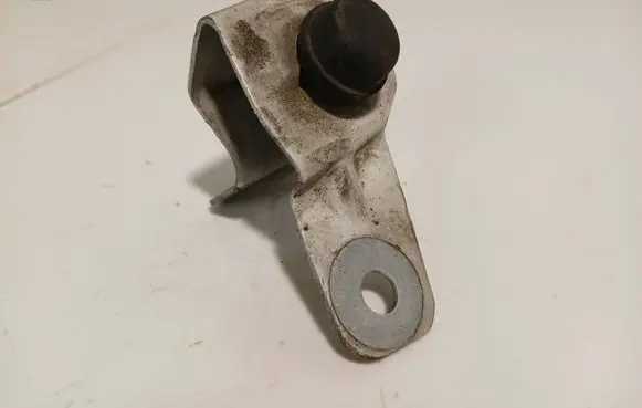 Opel Insignia A Radiator support slam panel bracket 13248768