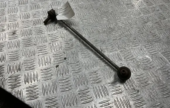 Skoda Superb B6 (3T) Front anti-roll bar/stabilizer link