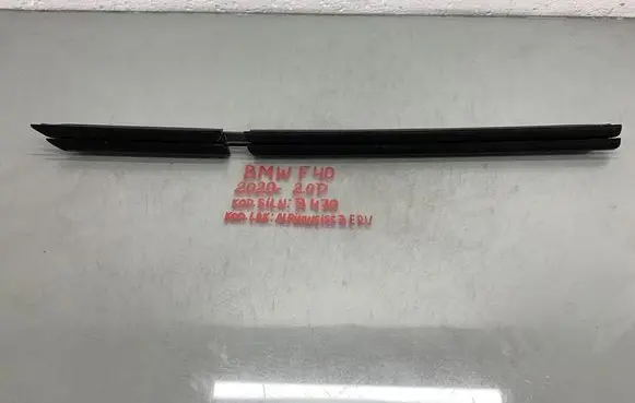 BMW 1 F40 Rear door windshield rail 