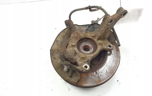 Toyota Auris 150 Front wheel hub spindle knuckle