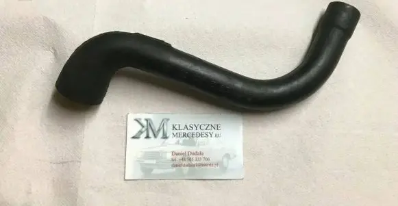 Mercedes-Benz E W124 Breather hose/pipe 1021411583