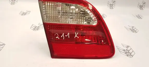 Mercedes-Benz E W211 Tailgate rear/tail lights 2118201364 A2118201364