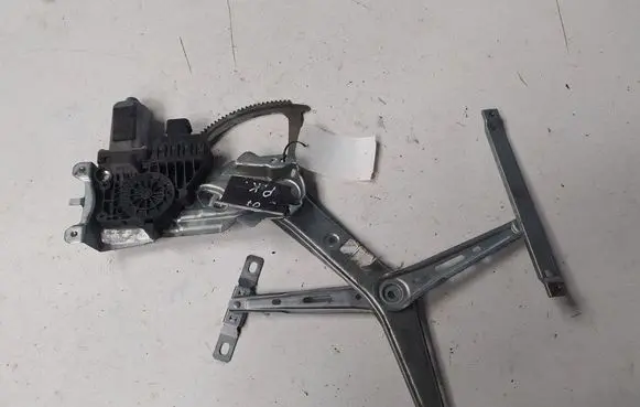 Opel Zafira B Front door window regulator with motor 13132434
