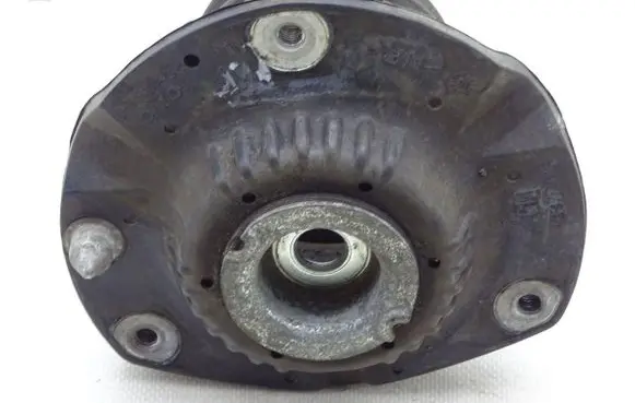 Mitsubishi Pajero Front upper strut mount 13377814