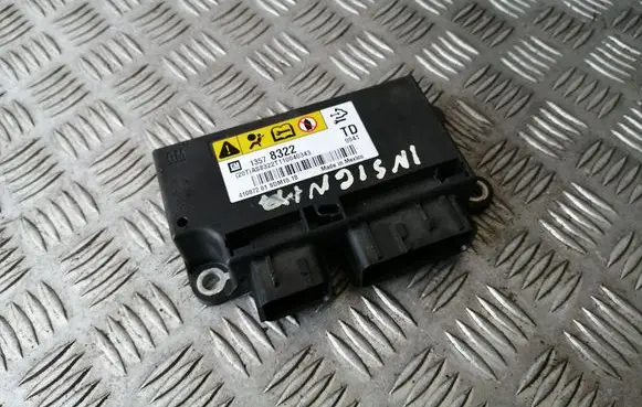 Opel Insignia A Airbag control unit/module 13578322